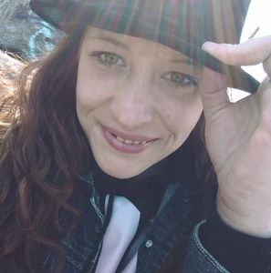 Meet your Posher, Britni